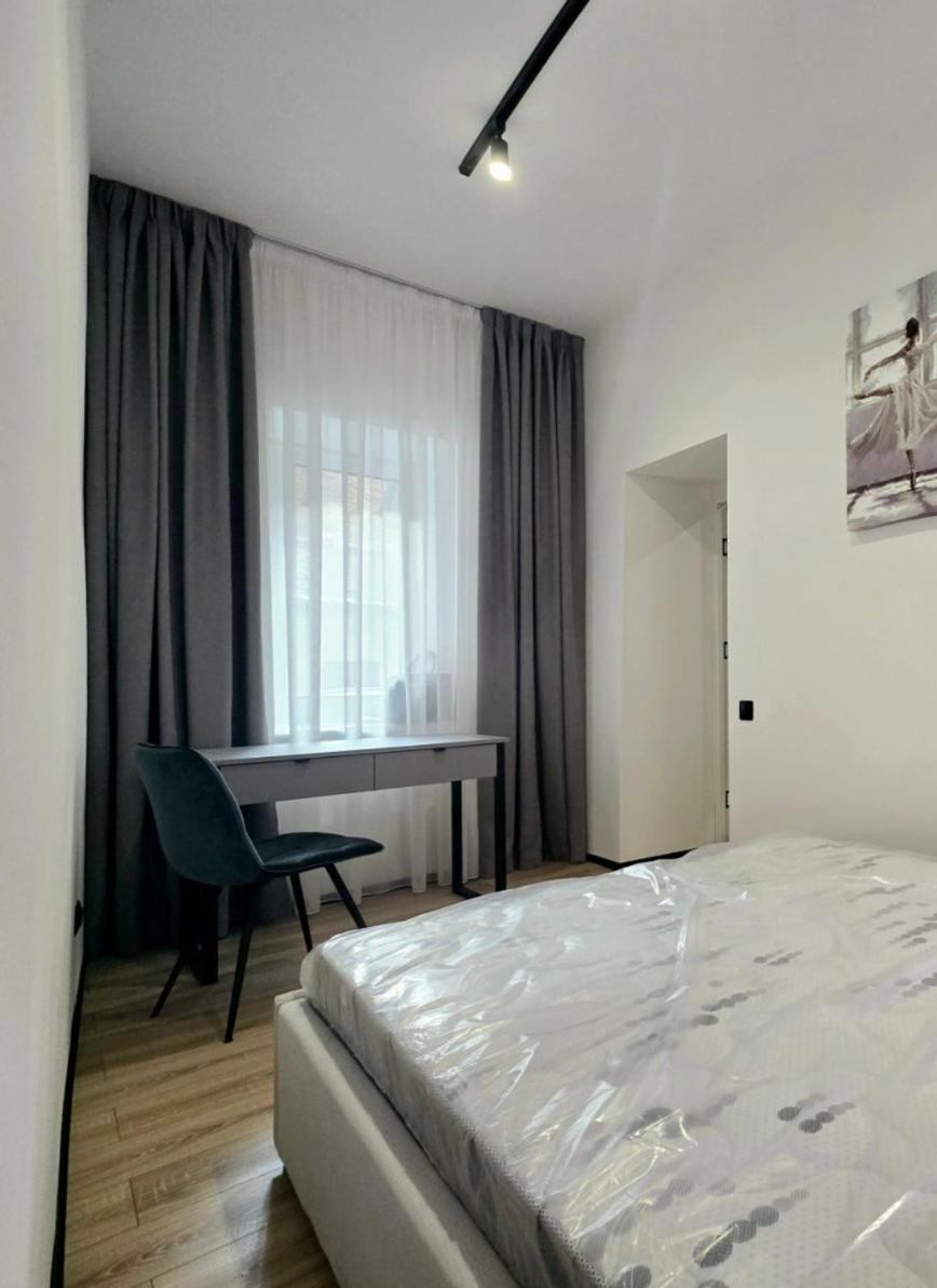 Apartment In The City Center Near The Park Львів Екстер'єр фото