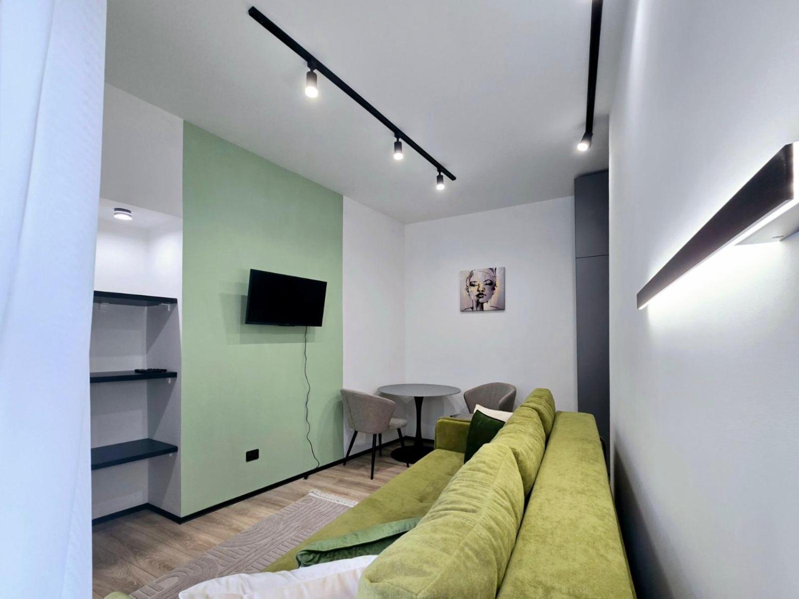 Apartment In The City Center Near The Park Львів Екстер'єр фото